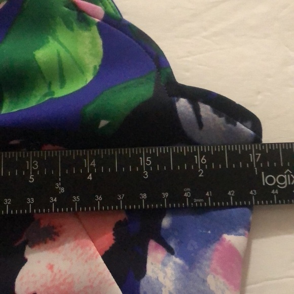 𝅺vince Camuto Floral Scalloped A-Line Dress Size 6 - Picture 8 of 8